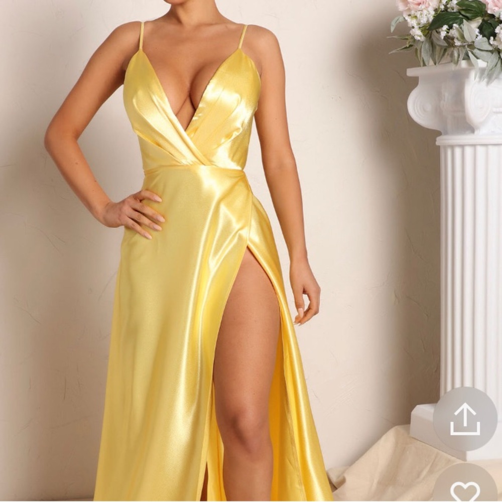FashionNova BRAND NEW beautiful yellow satin gown !